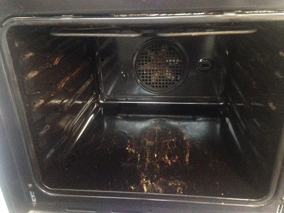 Before our Oven Cleaning service in Brandhall